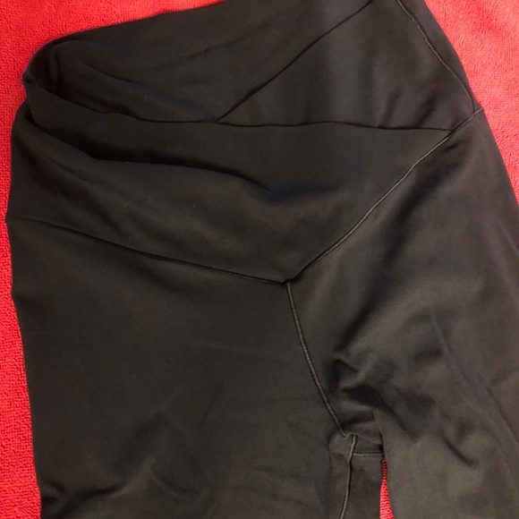 Aerie Criss-cross waist Flared Leggings 2! - Picture 9 of 10